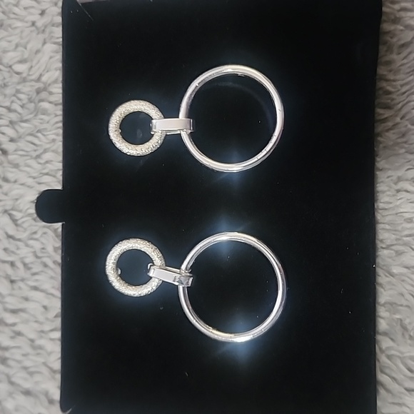 Avon Rising Star Circle Link Giftset - Picture 2 of 4